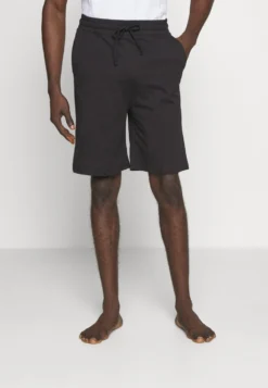 Pier One 3 Pack - Pantalón De Pijama - Blue/Dark Blue/Black 11 Pier One 3 Pack - Pantalón De Pijama - Blue/Dark Blue/Black -Pier One 0629c5a0f85549ea9ab2cb8f966938d5 scaled