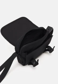 Pier One Unisex - Bandolera - Black 7 Pier One Unisex - Bandolera - Black -Pier One 08dcf642808642b88361fce85fe34ecc scaled