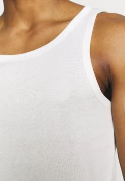 Pier One 3 Pack - Camiseta Interior - White 9 Pier One 3 Pack - Camiseta Interior - White -Pier One 0b456dc968784ce6b1e3c2c6a68a1299