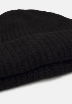 Pier One Short Micro Beanie Unisex - Gorro - Black -Pier One 0ebb65d54b0643c5908d2c2364f4ca2c scaled