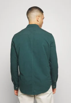 Pier One Camisa - Dark Green 8 Pier One Camisa - Dark Green -Pier One 1a90ba4a341647c7b9cbfb351ddef5bf scaled