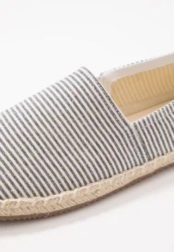 Pier One Rena Espadrille Unisex - Alpargatas - White/Blue -Pier One 1e1a9a54fd374424970c6282fecccbe4 scaled
