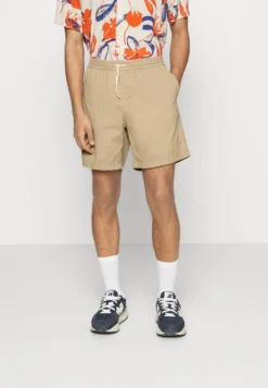 Pier One Shorts - Tan