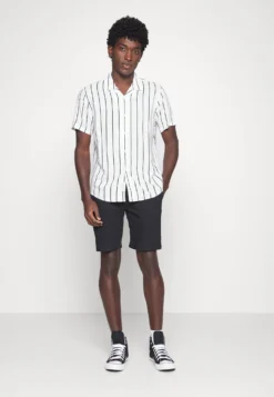 Primera página -Pier One 43bf8d5300d84d19aab3f62f08ed036f scaled