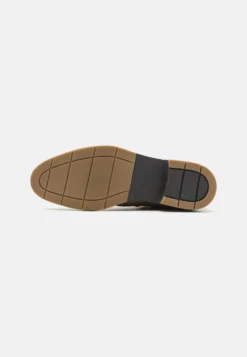 Pier One Leather - Botines - Taupe -Pier One 47ae3505a0dc4b0fa83ed565d6814692 scaled