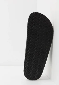 Pier One Unisex - Pantuflas - Black -Pier One 4a735c24e60449a29969a0148d036b07 scaled