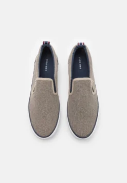 Pier One Unisex - Zapatillas - Taupe -Pier One 4bfc3dea16e84e949402e19f285476a8 scaled
