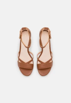 Pier One Leather - Sandalias De Tacón - Cognac -Pier One 514b61e3e3b94b0981119aeccd726de4 scaled
