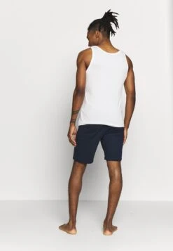 Pier One 3 Pack - Camiseta Interior - White 7 Pier One 3 Pack - Camiseta Interior - White -Pier One 5690e5658db94907b50b268a885229df