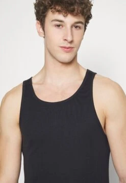 Pier One 5 Pack - Camiseta Interior - Black 9 Pier One 5 Pack - Camiseta Interior - Black -Pier One 58e14c44bde04a54805bc749257bc7b6