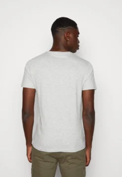 Pier One Unisex 5 Pack - Camiseta Básica - Black /Dark Blue/Dark Green -Pier One 60b09e26f77f493d9bfaf26534a8018b scaled