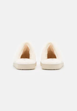 Pier One Pantuflas - Off-White -Pier One 6664efd8499b4b2293b4201d8c6f0953 scaled