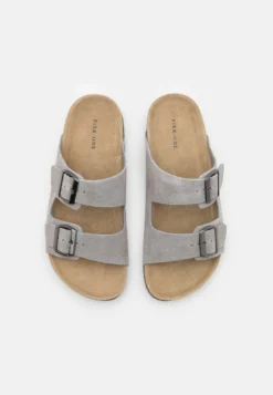Pier One Leather Unisex - Pantuflas - Grey -Pier One 6e172422b00e484a8ac21c5f565af9d6 scaled