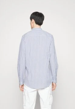 Pier One Muscle Fit Stand- Camisa - Blue -Pier One 6f902e87935b415aa0482cac3fb832df