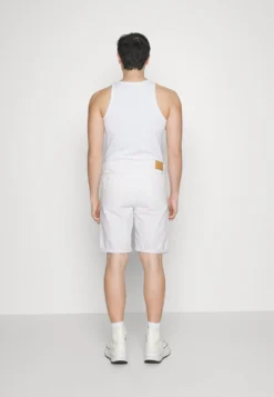 Pier One Colored Twill White Denim - Shorts Vaqueros - White Denim -Pier One 6fb902e0dcfa488a9a60ba7e359e011c scaled