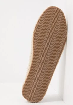 Pier One Rena Espadrille Unisex - Alpargatas - White/Blue -Pier One 783aaa02540843288d52301a1f116eed