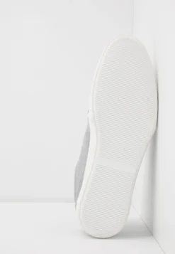 Pier One Unisex - Zapatillas - Light Grey -Pier One 7b1054096c0b4b588134c4dab326eb91 scaled