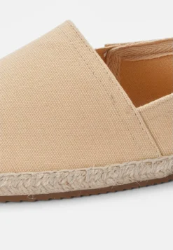 Pier One Rena Espadrille Unisex - Alpargatas - Beige -Pier One 7bf9f79cf7ad4df8a90b17f86d74fca8 scaled