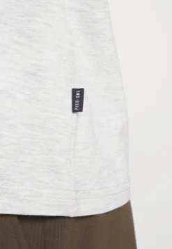 Pier One 5 Pack - Camiseta Básica - Light Grey - 101_White - 001_Green - 602 -Pier One 7d13067417124de684e97c638550a94b scaled