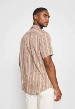 Pier One Camisa - Multicoloured -Pier One 801e0d47d1304a38aa52692c027bd555 scaled