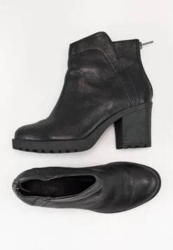 Pier One Botines De Tacón - Black