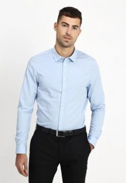 Primera página -Pier One 8c79b47e77d64f5d85db6c65f92be27c