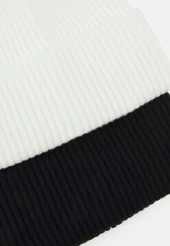 Pier One Unisex 2 Pack - Gorro - Black/White 5 Pier One Unisex 2 Pack - Gorro - Black/White -Pier One 93f660b00d0d40d788daffcd029cdafb