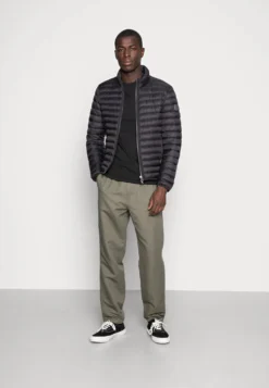 Pier One 5 Pack - Camiseta Básica - Black