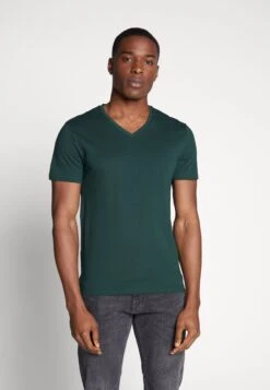 Pier One 3 Pack- Camiseta Básica - Black, Grey, Green 7 Pier One 3 Pack- Camiseta Básica - Black, Grey, Green -Pier One 96305f959483415dbe03211536b3d40a