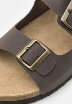 Pier One Sandalias Planas - Brown -Pier One 9bbbb6221ff142c08331888d7757762b