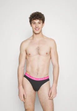 Pier One Branded Waistband Briefs 3 Pack - Braguitas - Black