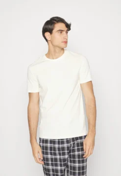 Pier One Unisex 5 Pack - Camiseta Básica - Off-White/Tan/Orange 14 Pier One Unisex 5 Pack - Camiseta Básica - Off-White/Tan/Orange -Pier One a82f086e9bd243c399975a0d404232fc scaled