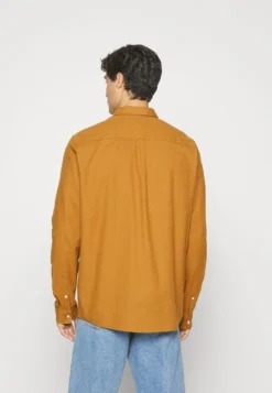 Pier One Camisa - Cognac -Pier One a90ea4993f6e4fdf81f0905b1919a411 scaled