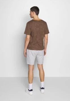 Pier One 2 Pack - Shorts -Light Grey /Black 10 Pier One 2 Pack - Shorts -Light Grey /Black -Pier One a95507bb1b644136a259c68258b032f4