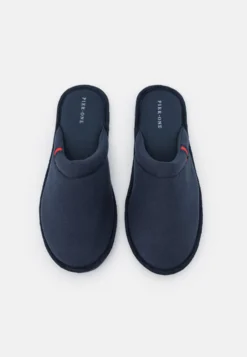 Pier One Pantuflas - Dark Blue -Pier One a980ddae57c846959579e8a4a1384f89 scaled