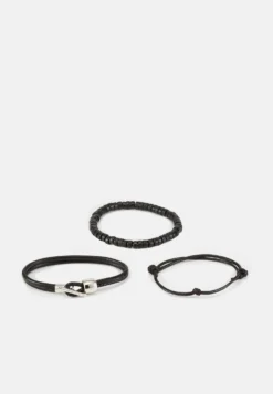 Pier One Set - Reloj - Black 9 Pier One Set - Reloj - Black -Pier One b0f469a7519f433387fdcd22fdfd31fe scaled