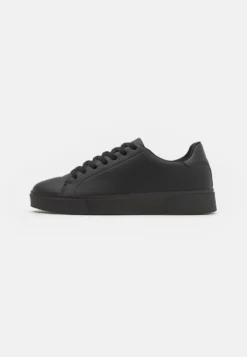 Pier One Unisex - Zapatillas - Black