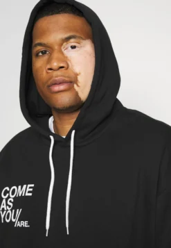 Pier One Sudadera - Black -Pier One b5c05e93f4a84c8bba4cae1e1cb4ddec scaled