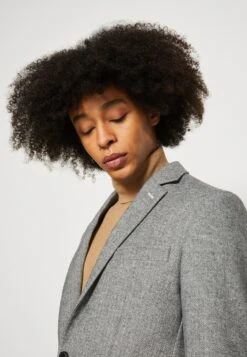 Pier One Americana - Grey 9 Pier One Americana - Grey -Pier One b7742fdfbb644ae3b4a0eb5b6c9f5604