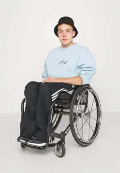 Pier One Sudadera - Light Blue -Pier One c48632c3e7454e24a89036a0e9ebbbdd scaled