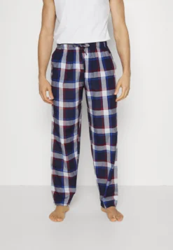 Pier One 2 Pack - Pantalón De Pijama - 503 - Dark Blue_302 - Red -Pier One c4deb935b78b419f85d4482f92853b6e scaled