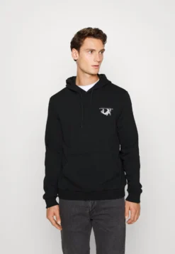 Pier One Sudadera - Black 8 Pier One Sudadera - Black -Pier One cd1a3313158d44f48e5b142fb866e205 scaled