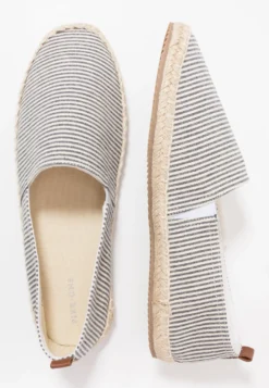 Pier One Rena Espadrille Unisex - Alpargatas - White/Blue -Pier One cf36b3a120304b8ca2a7c4aab8305f1b scaled