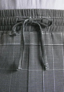 Pier One 3 Pack - Pantalón De Pijama - Blue/Dark Blue/Black 13 Pier One 3 Pack - Pantalón De Pijama - Blue/Dark Blue/Black -Pier One d040857d83c84b9aa67e9aeb5d1e91a0 scaled