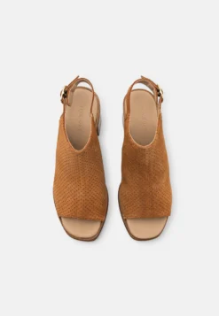 Pier One Leather - Sandalias Con Plataforma - Cognac -Pier One d26f4a96bd80471d916ecef203363640 scaled