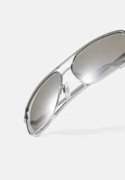 Pier One Unisex - Gafas De Sol - Silver-Coloured, Black -Pier One e2e667893a6348519937490659beba93 scaled