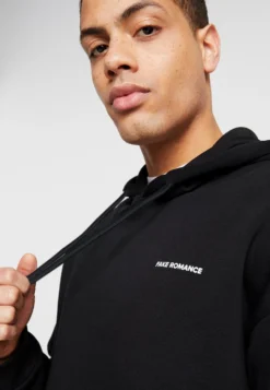 Pier One Unisex - Jersey Con Capucha - Black -Pier One e2e993e09b4a42d78eec0e6a479abe05 scaled