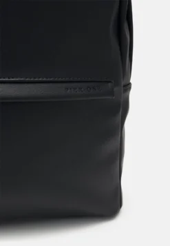 Pier One Unisex - Mochila - Black -Pier One e85bdf2004e344c7851a62fb60dfc776 scaled
