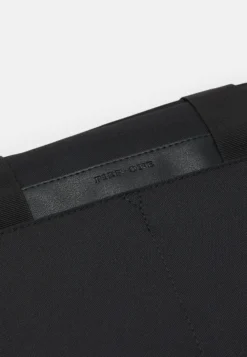 Pier One Unisex - Funda Para Portátil - Black -Pier One efdab5b0774046cab7ce4c22eb419887 scaled