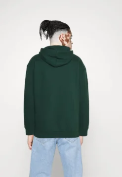 Pier One Jersey Con Capucha - Green 8 Pier One Jersey Con Capucha - Green -Pier One f3bf7543edb44c47ab1563a634133ef4 scaled